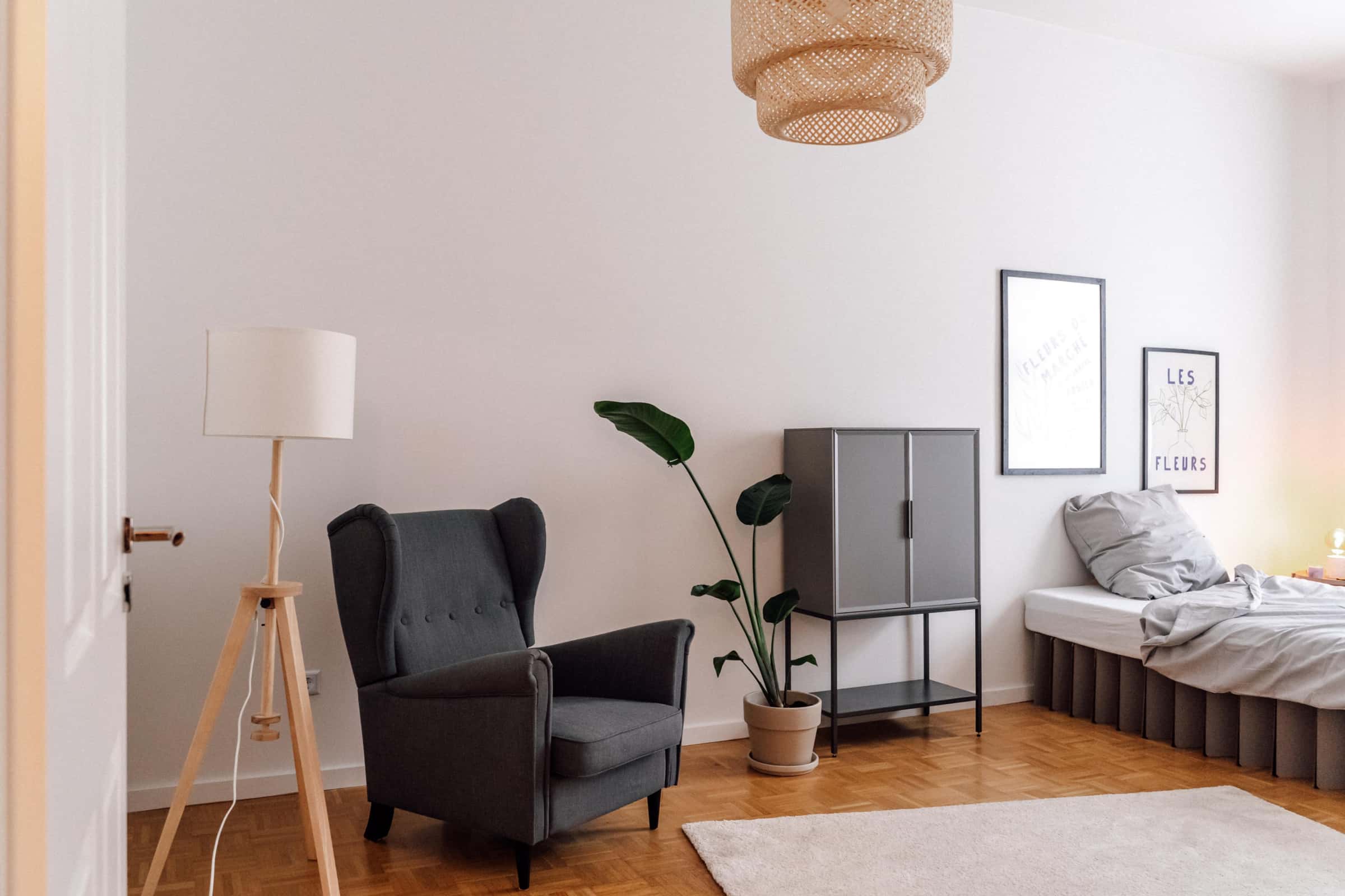 Room in Esslinger Straße, Frankfurt am Main for 75 m² with 3 bedrooms