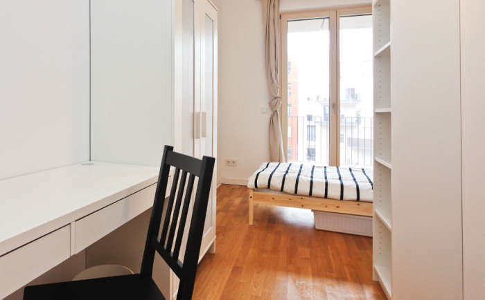 Listing photo thumbnail