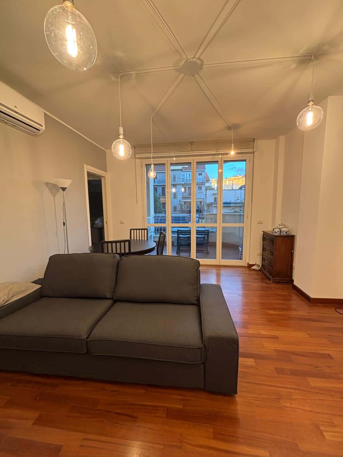 Apartment Milan, 1 bed — photo 4