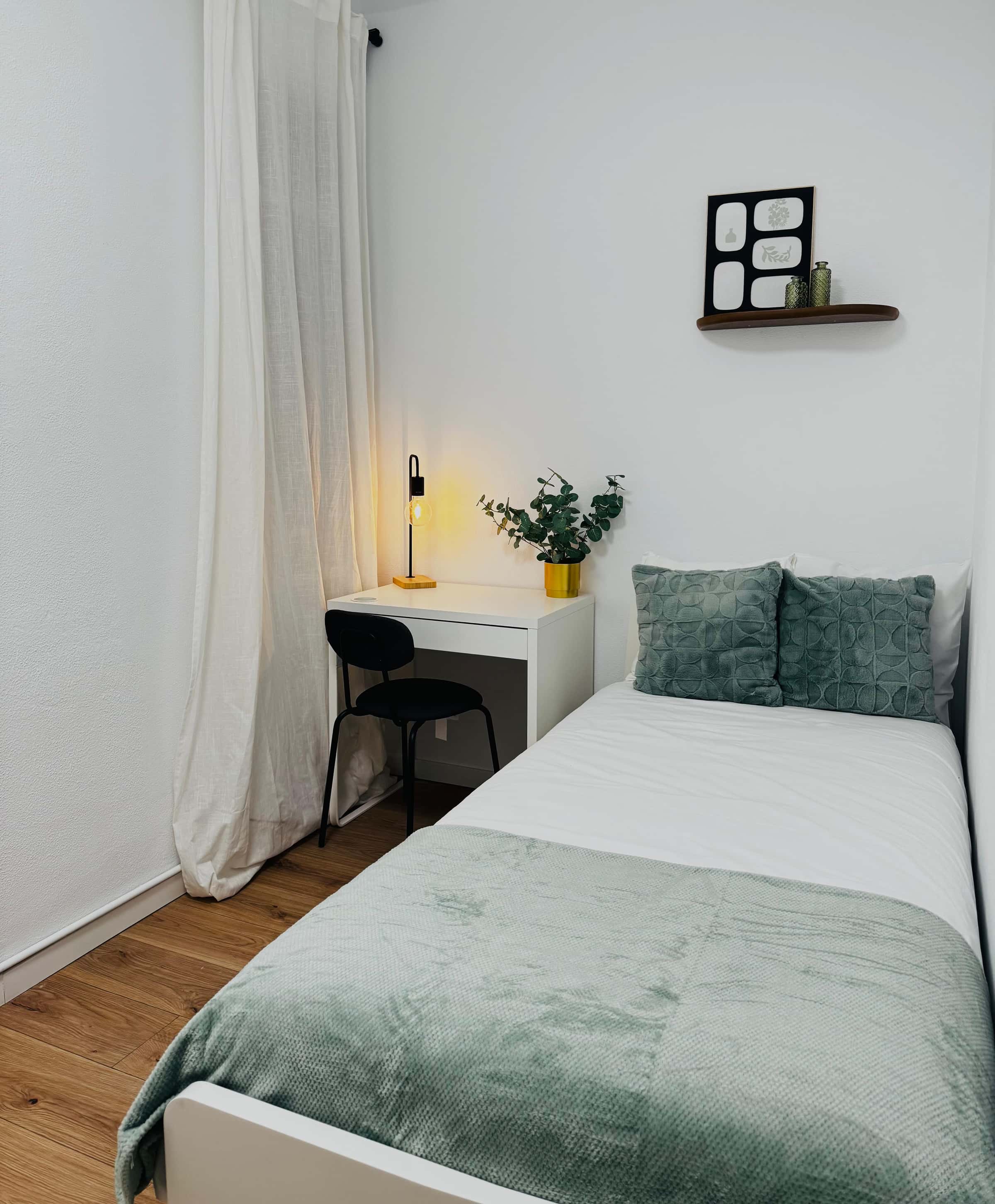 Room DRC60-2R2
