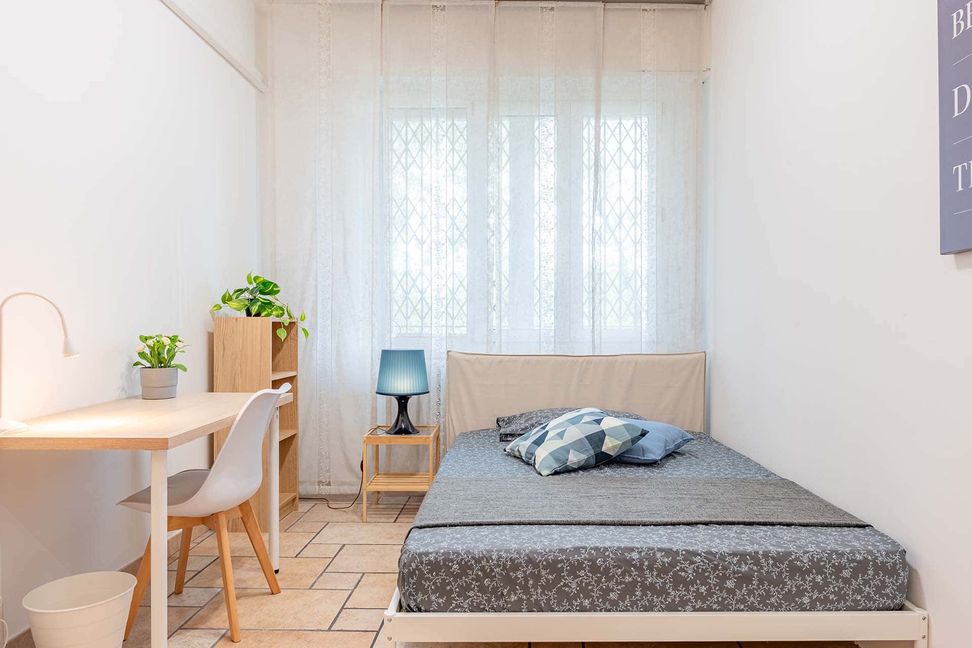 via litta modignani 87  private room s3