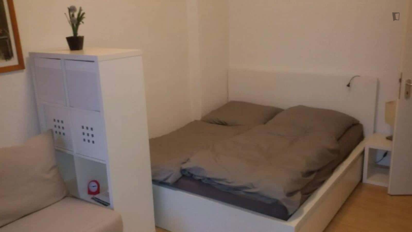 Apartment in Schliemannstraße, Berlin for 26 m² - Foto 2
