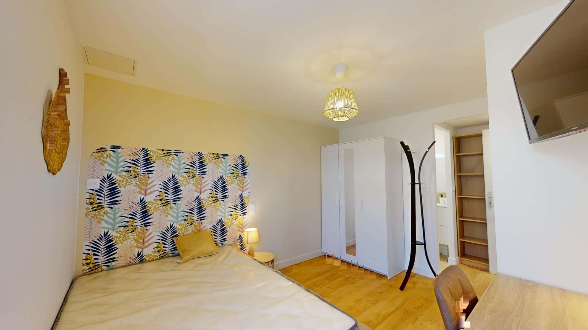 Chambre 5 - FRONTON L