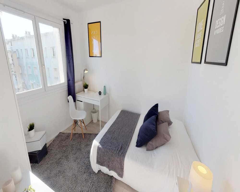 Chambre dans le rue du Faubourg Saint Jaumes