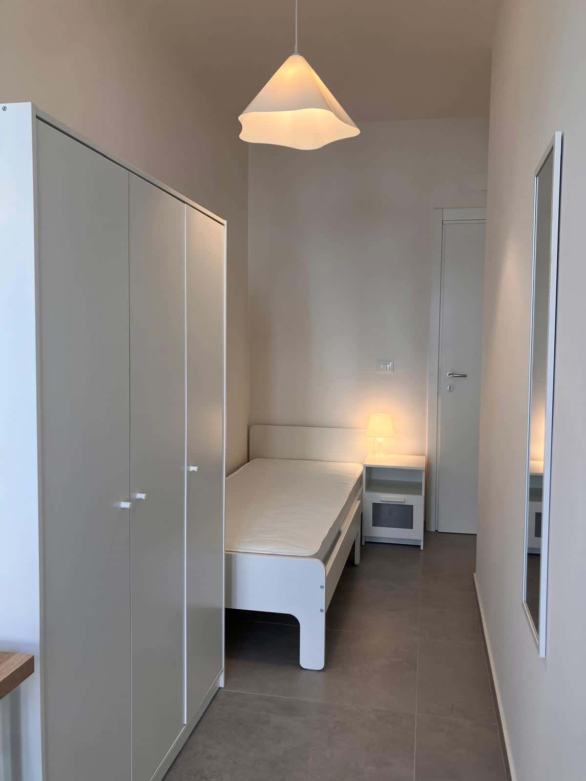 Via Enrico Fermi 3 - Stanza 208