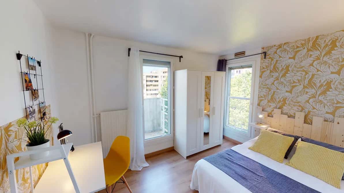 Room in Rue Salvador Allende, Nanterre for 84 m² with 4 bedrooms