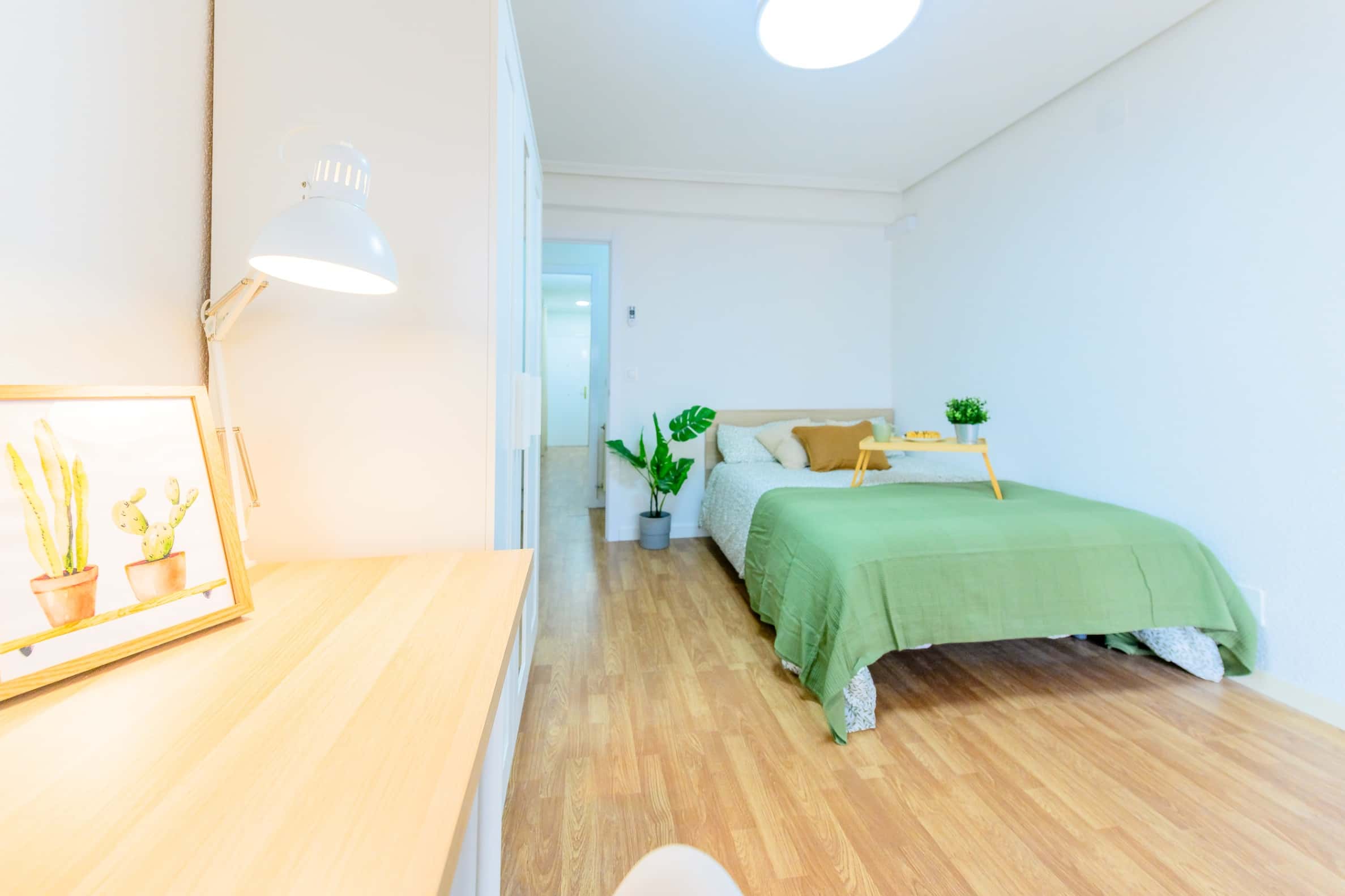 Habitacion privada en calle Santa Eva , Madrid