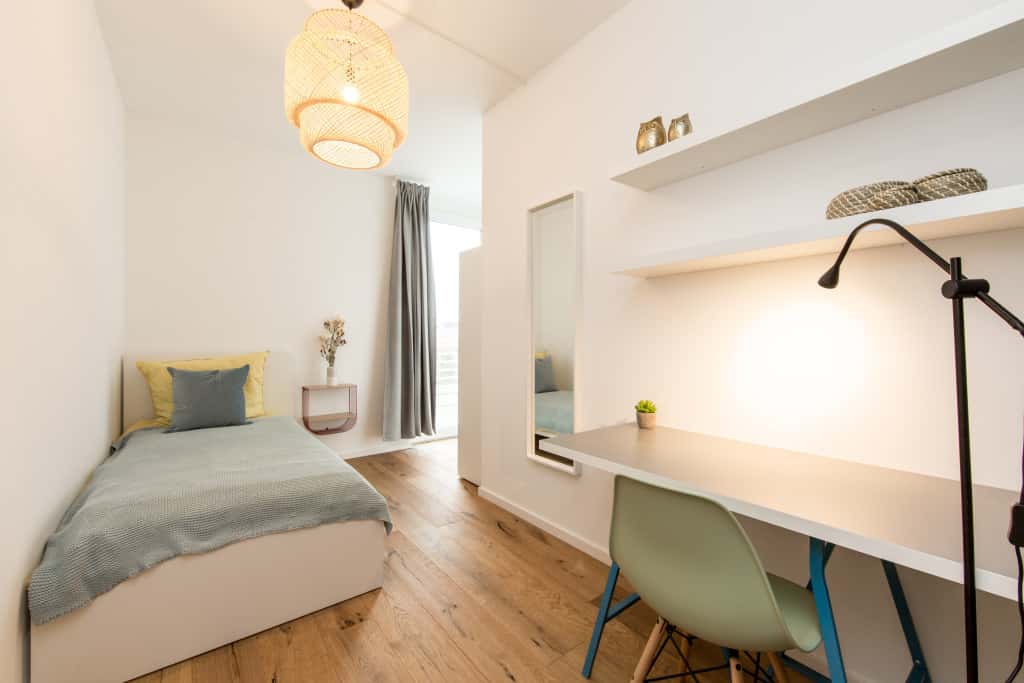 Zimmer in der Nazarethkirchstraße 51 (Aufgang B)