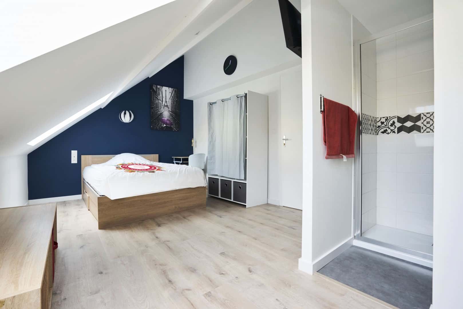 Chambre 5 - MOLINEL H