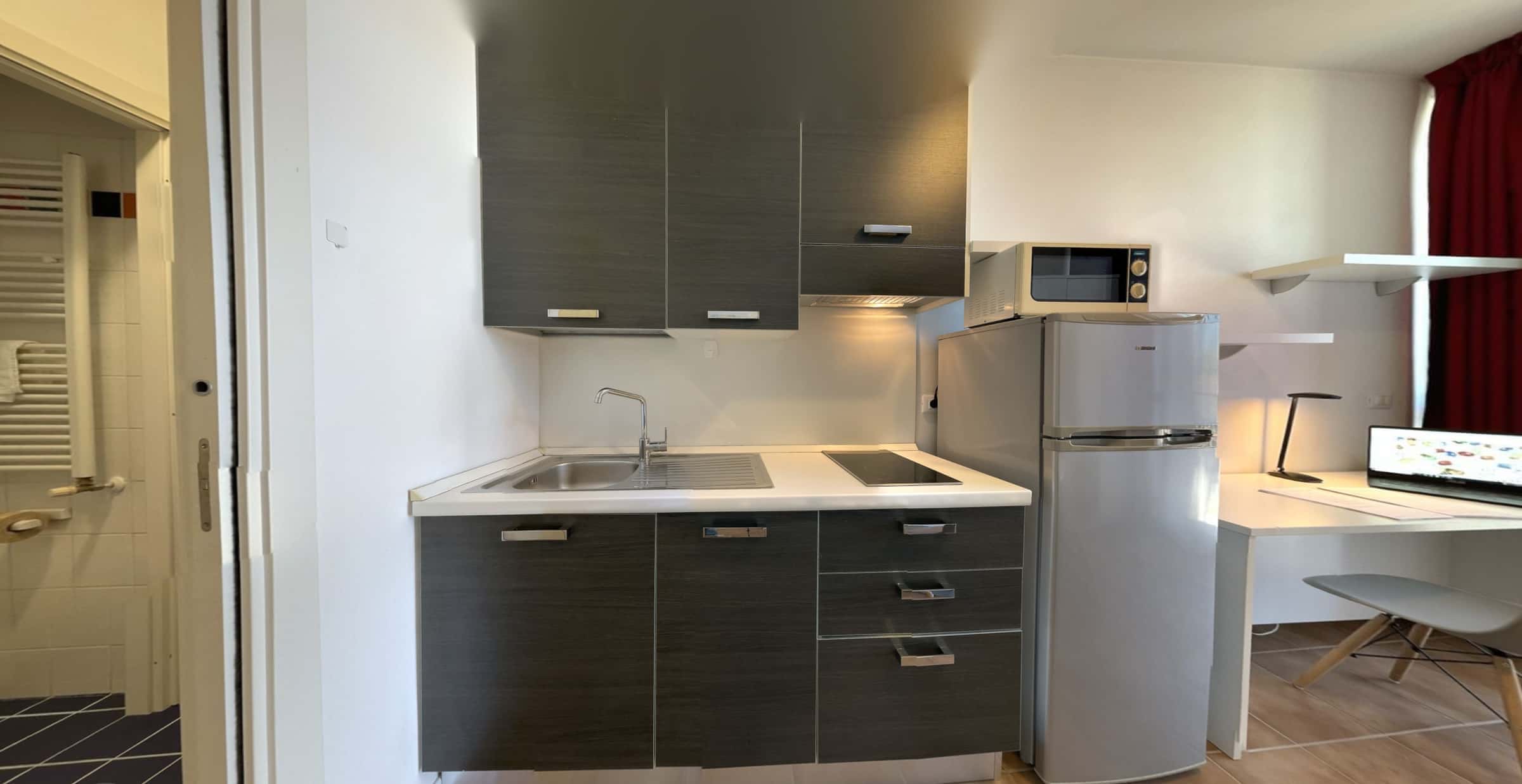 Parma C Monolocale with balcony