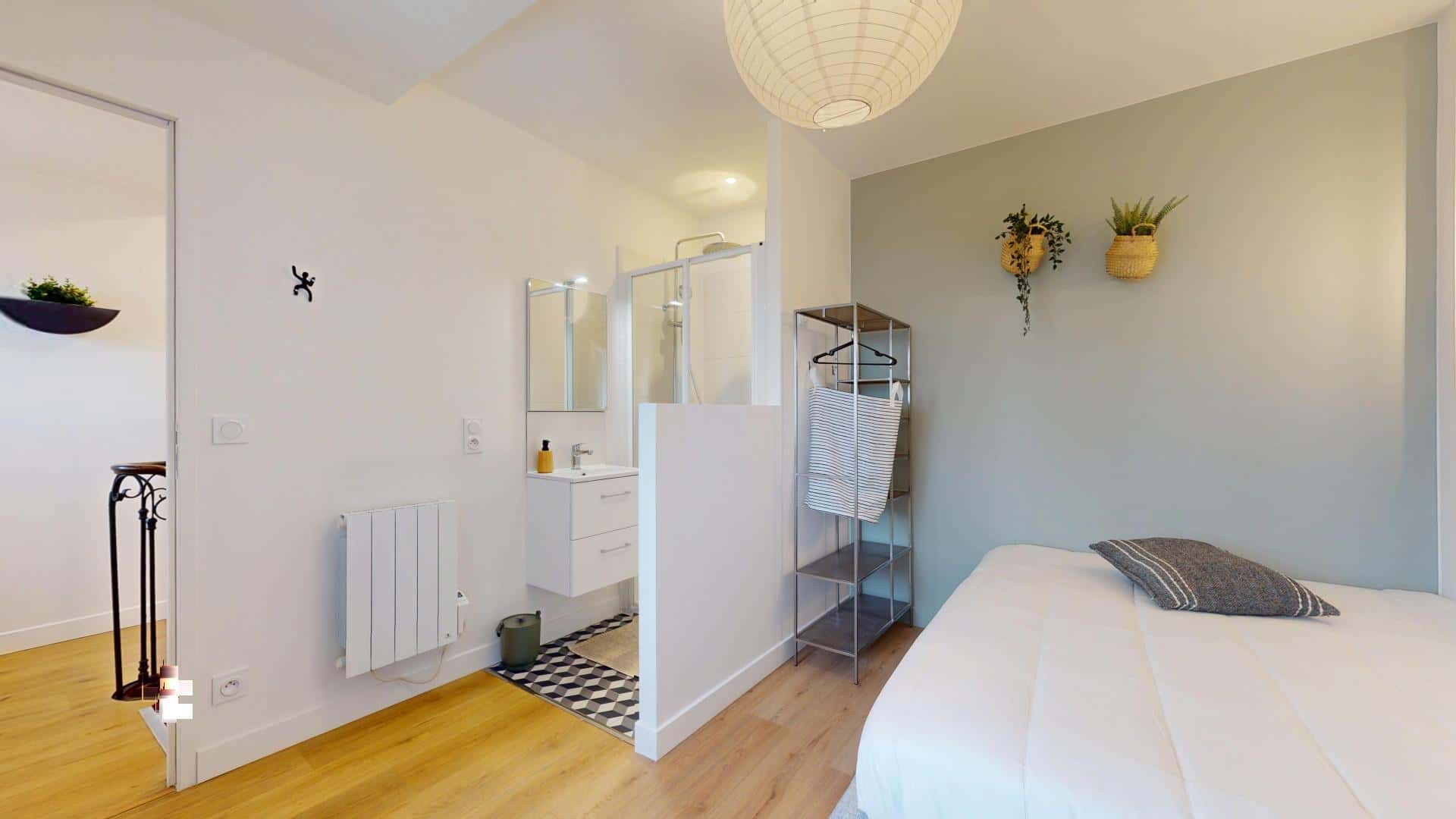 Chambre 5 - LECOCQ BE