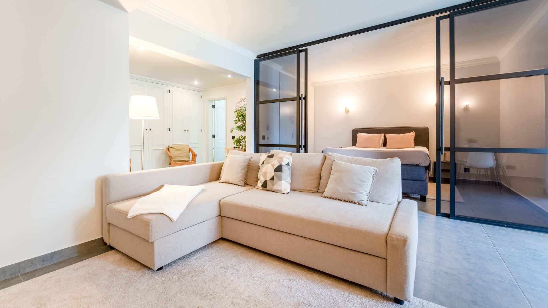 Estúdio Moderno c/Varanda - Salgados