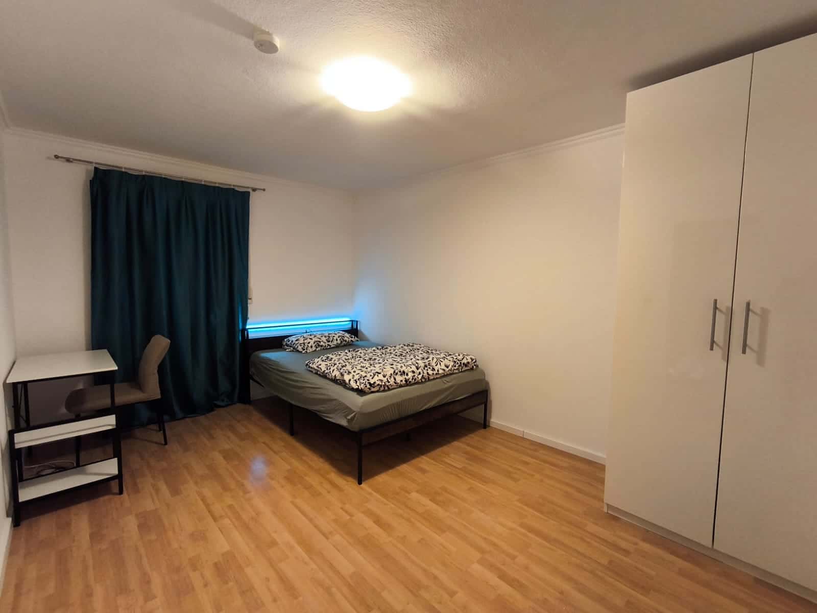 Chambre dans Riesenfeldstraße, München pour 110 m² avec 4 chambres