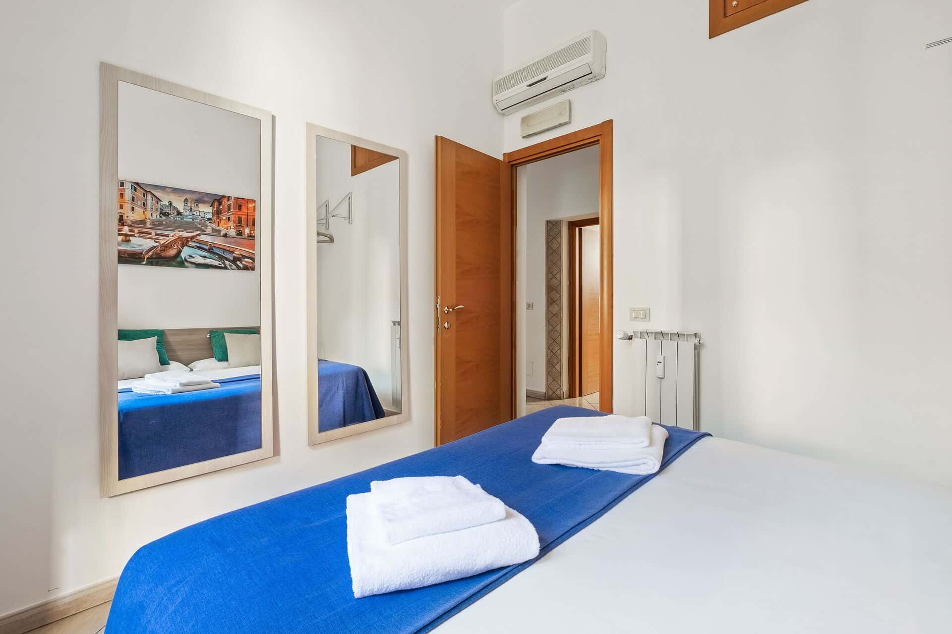 Apartment Rome, 2 beds — photo 25