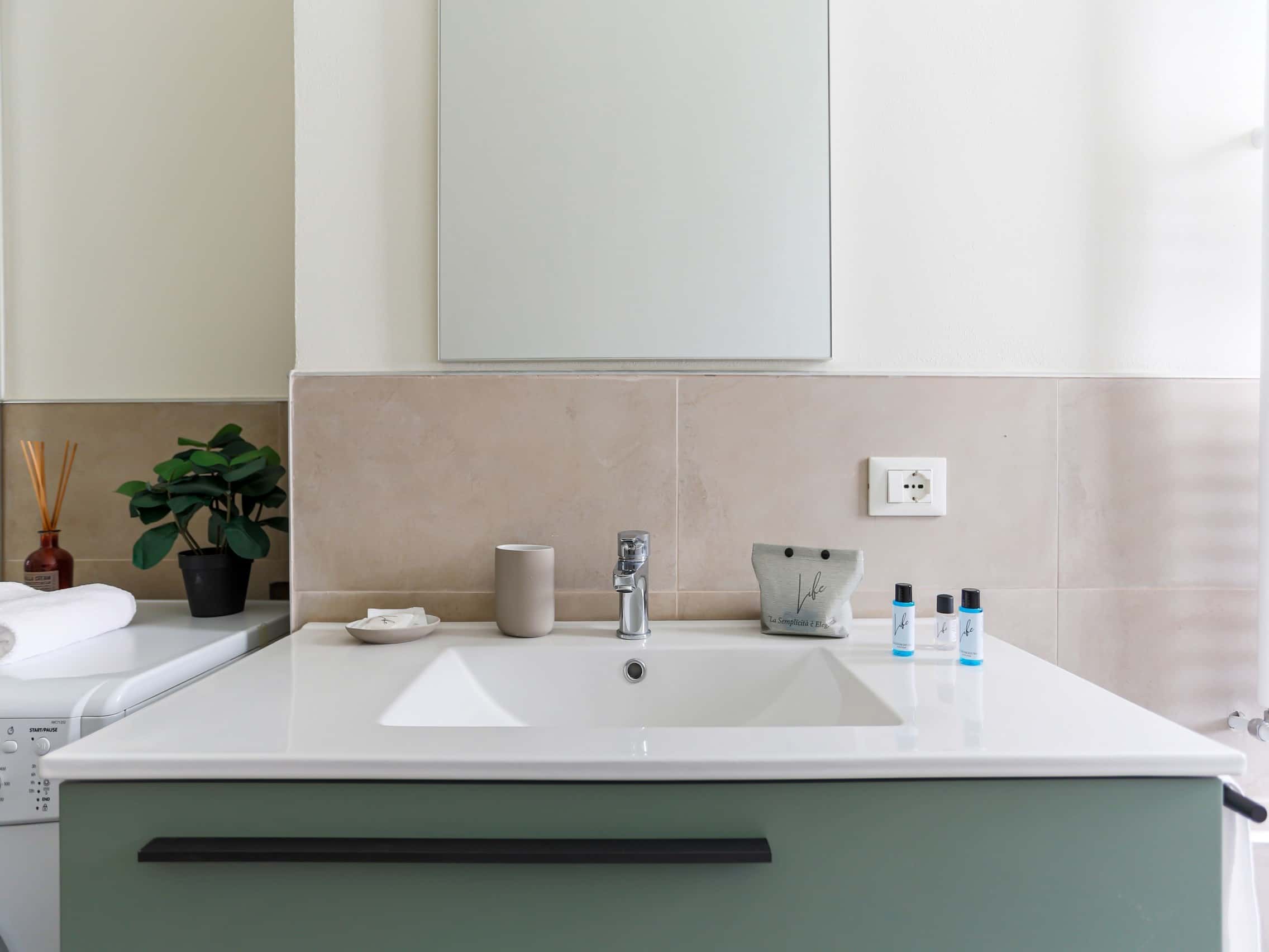 Apartment Milan, 1 bed — photo 30