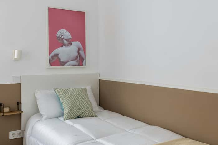 Listing photo thumbnail