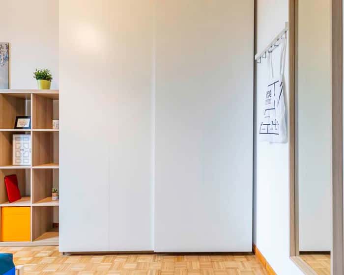 Listing photo thumbnail