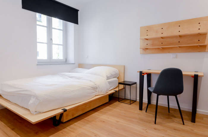 Listing photo thumbnail