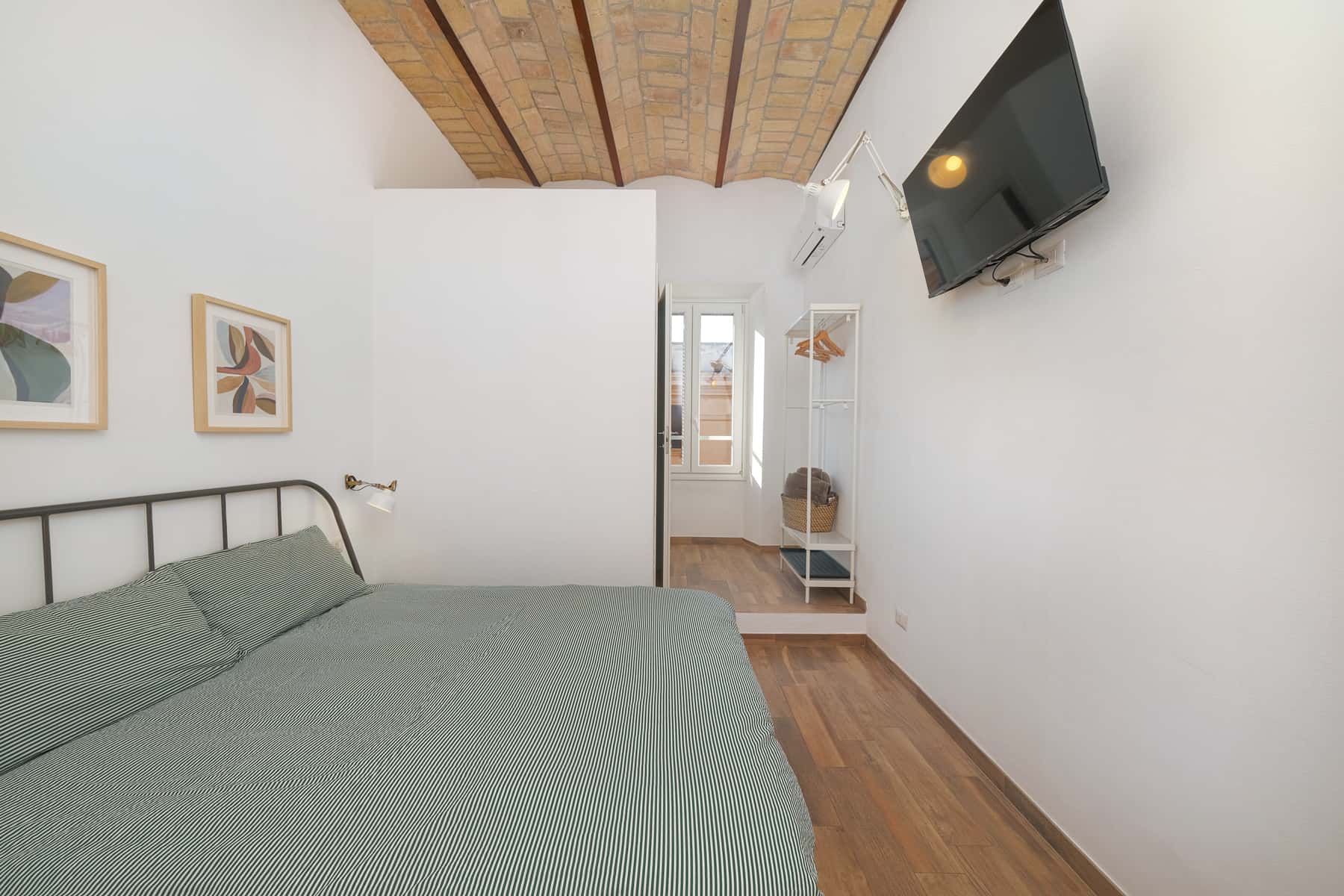 Apartment Rome, 2 beds — photo 34