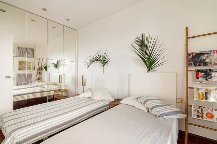 Listing photo thumbnail