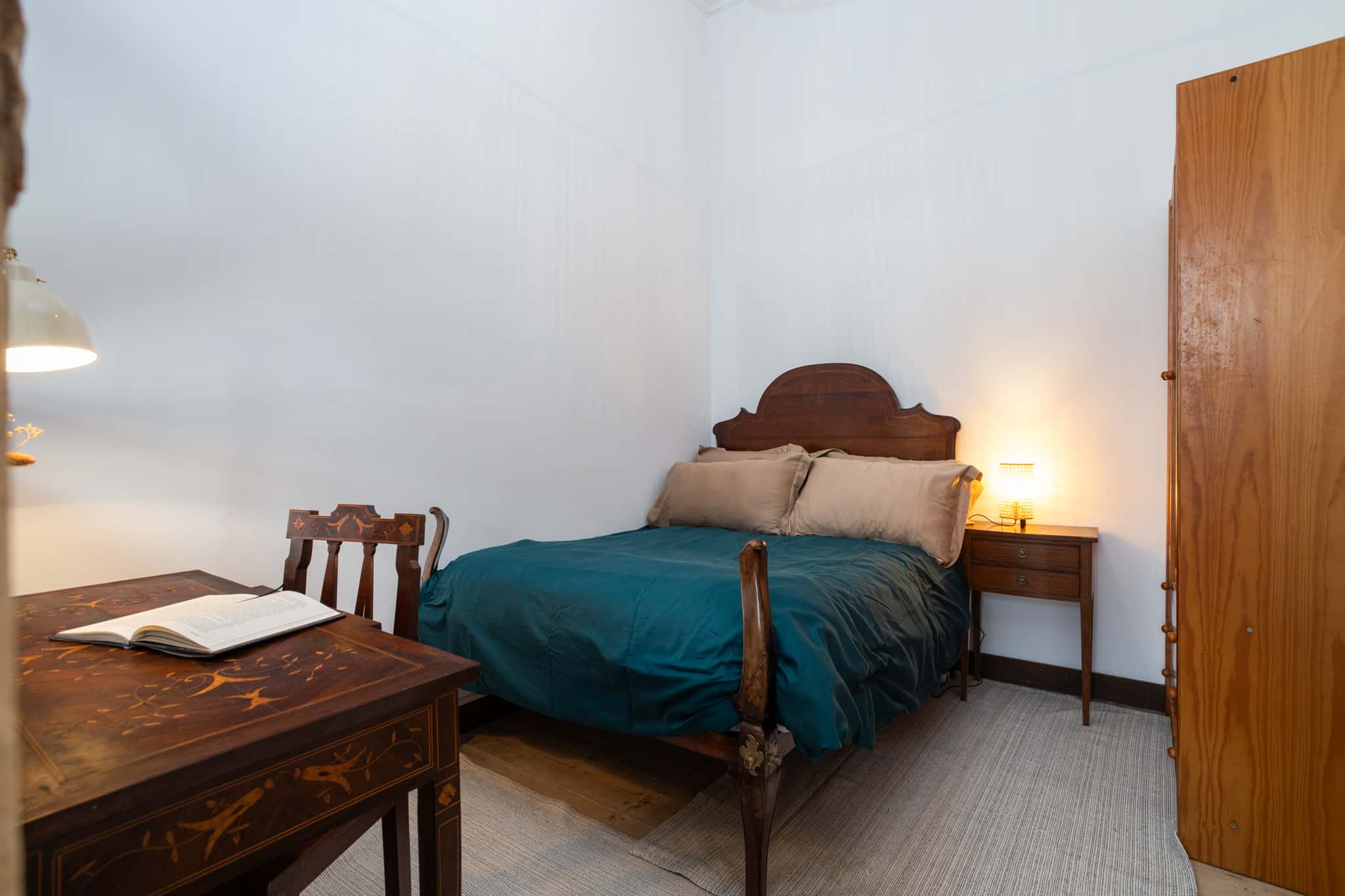 Bedroom in Montijo - Room 6