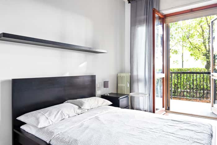 Listing photo thumbnail