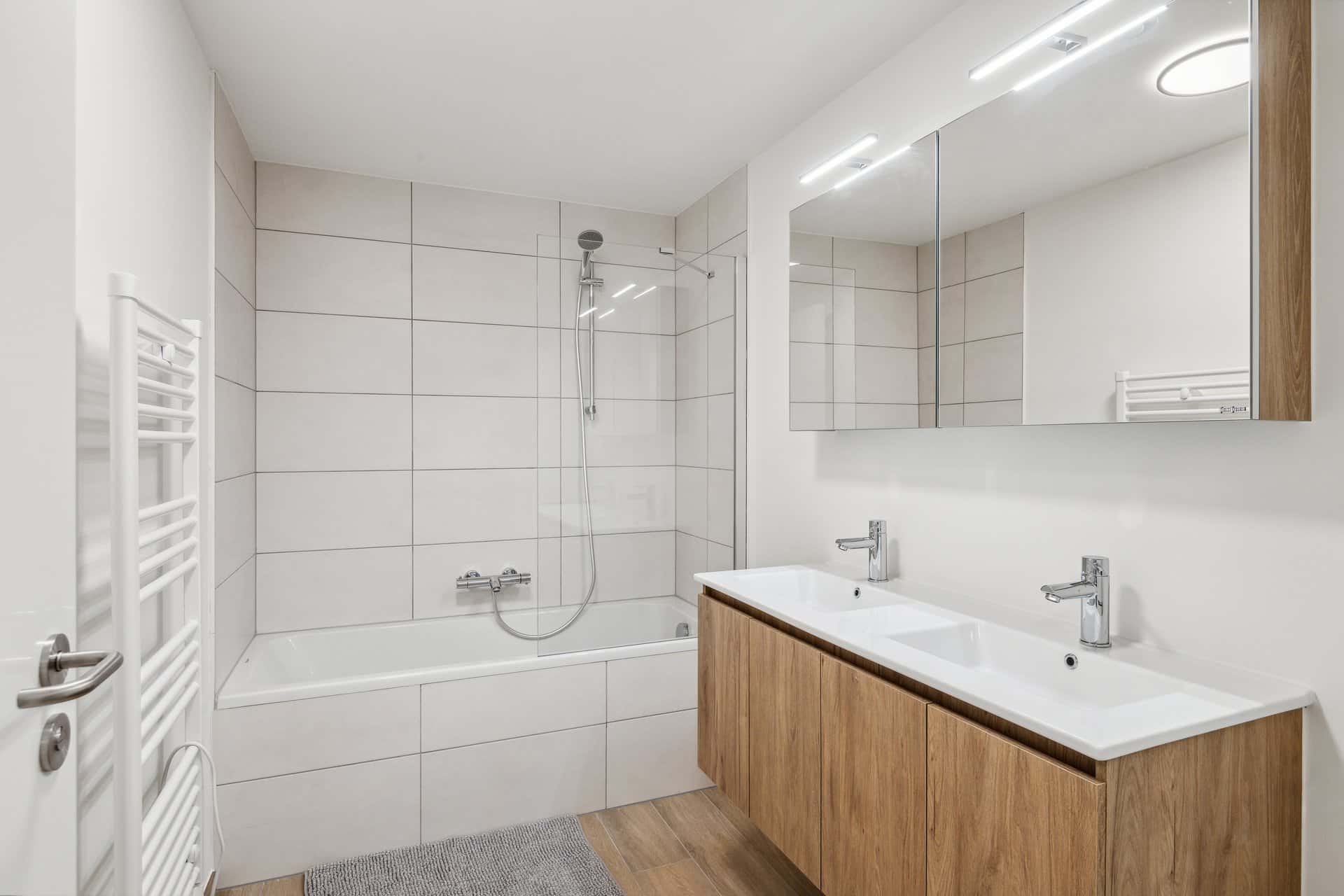 Apartment in Chaussée d'Anvers, Bruxelles