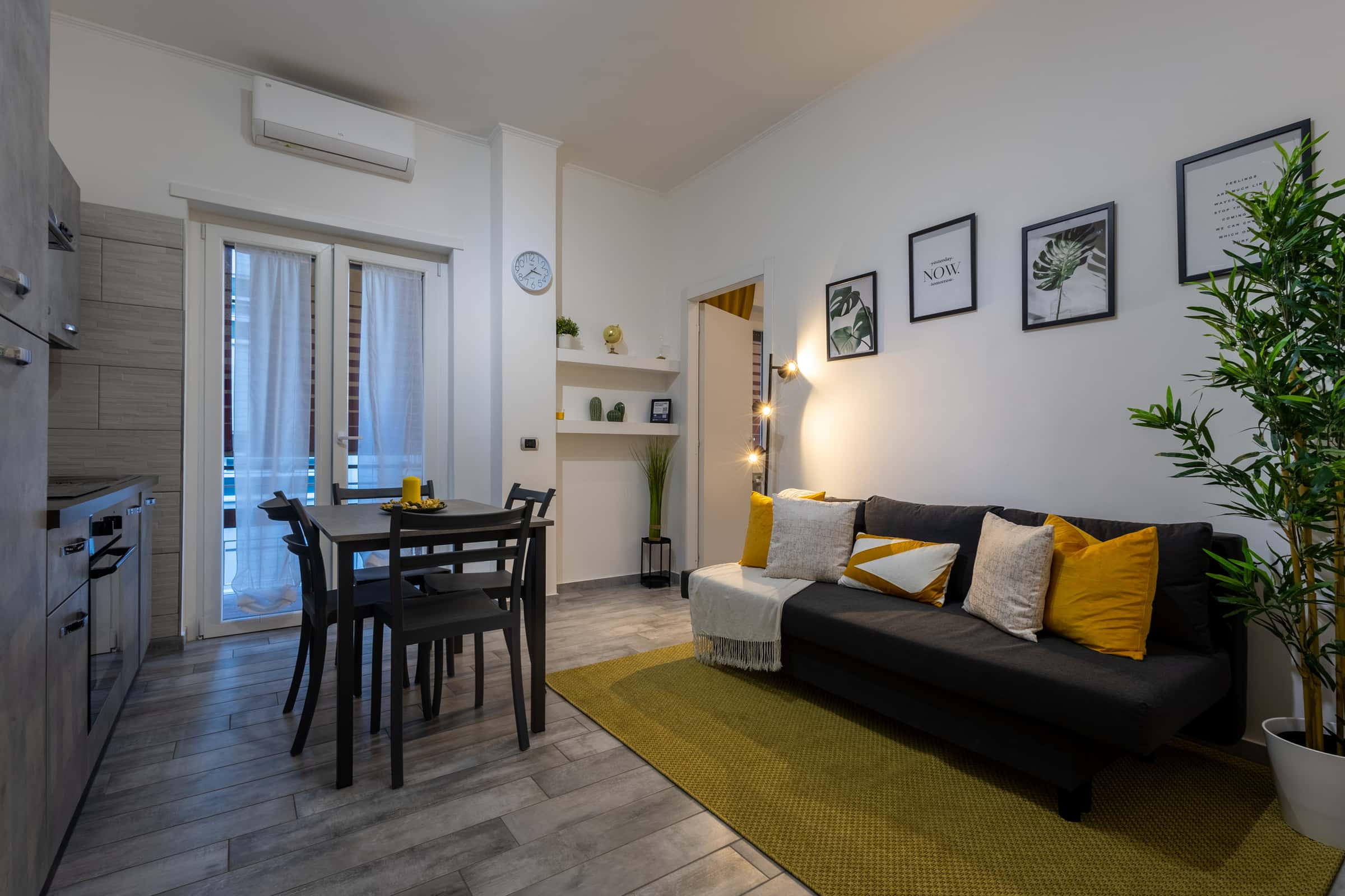 Danila Apartment close to Metro