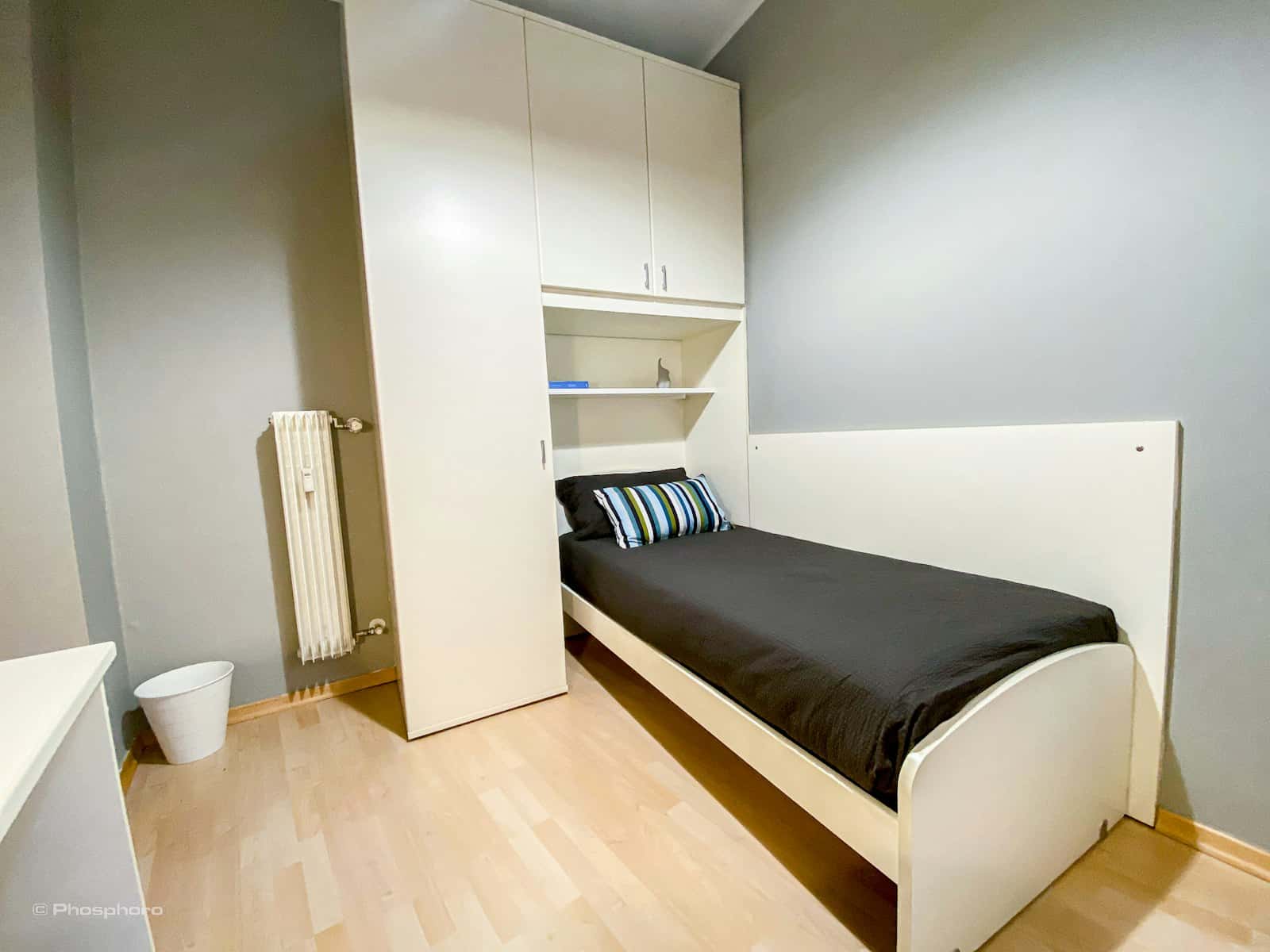 Chambre dans Via della Prepositura, Trento pour 125 m² avec 6 chambres