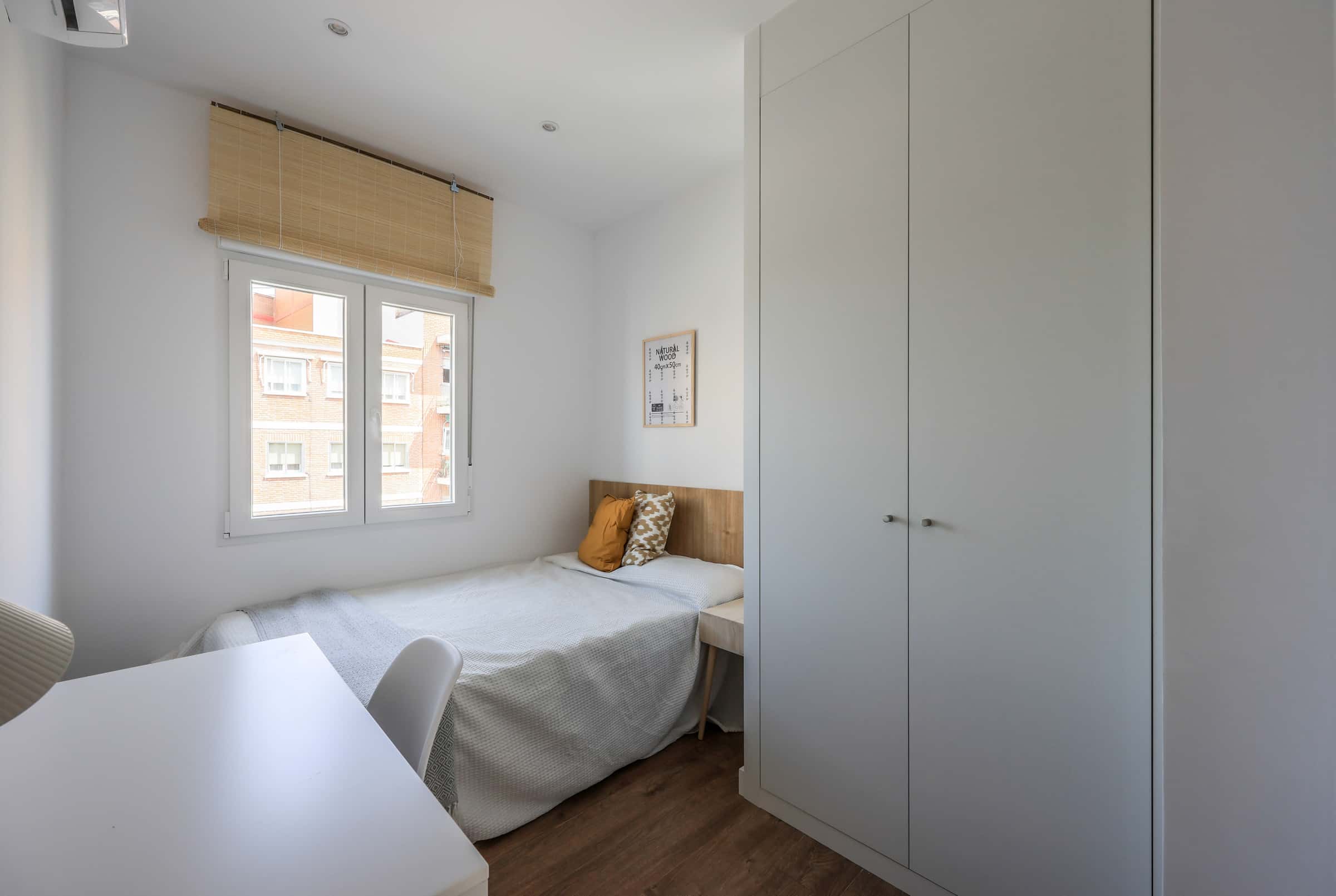 Calle de la Oca, 105. 3º (ONLY STUDENTS)