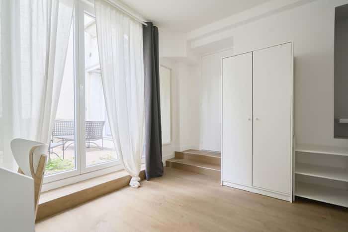 Listing photo thumbnail