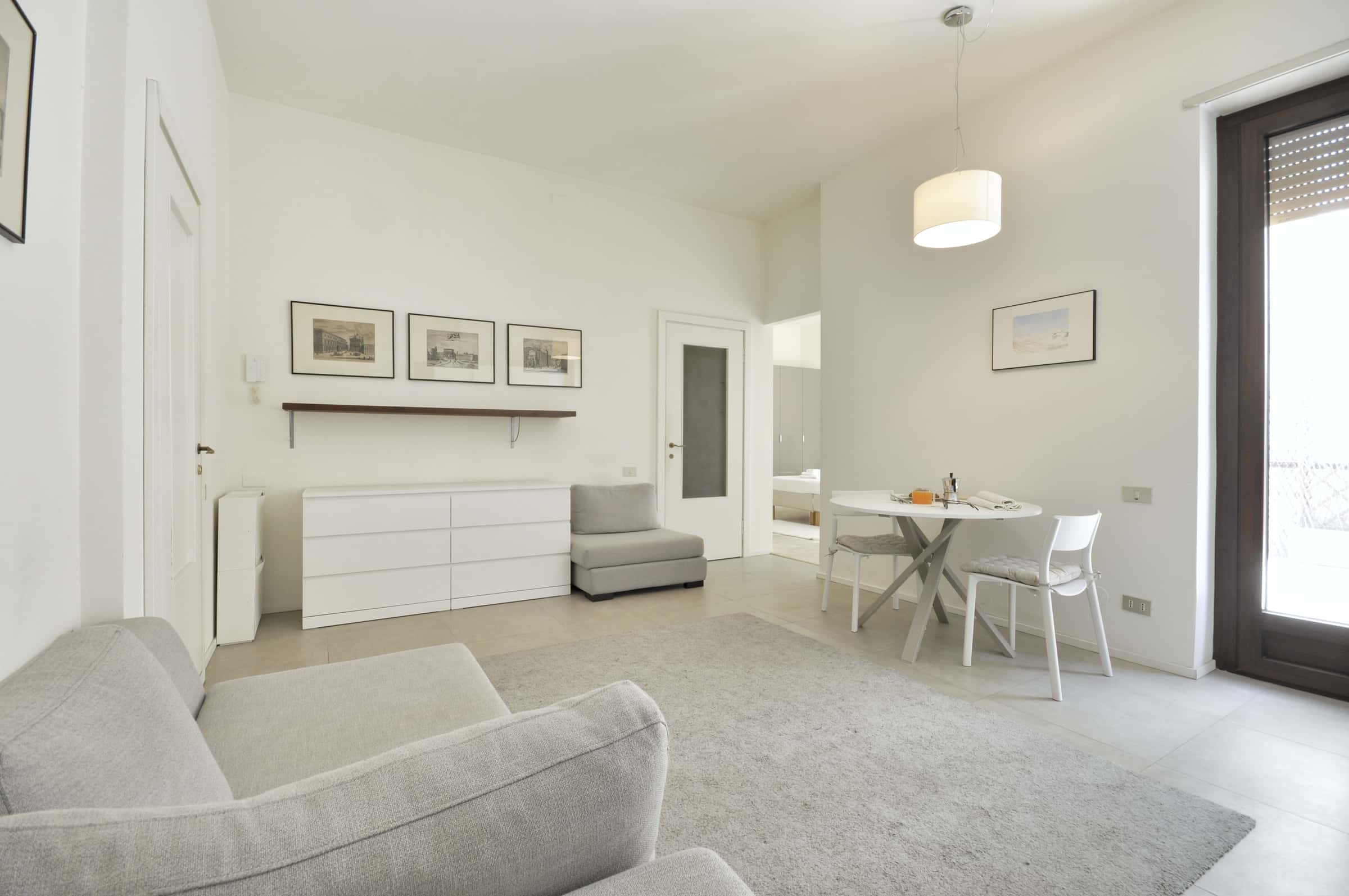 Apartment Milan, 1 bed — photo 4