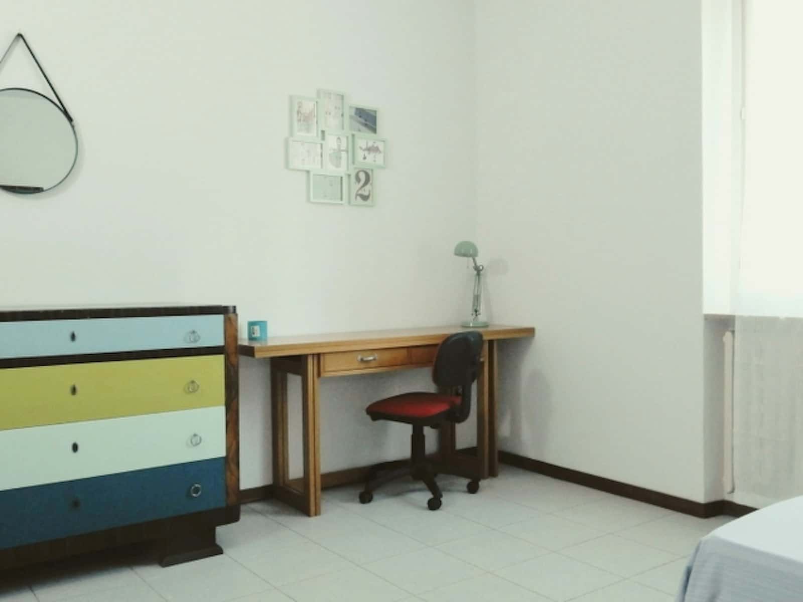 Stanza in Via Gio Batta Domaschi, Verona di 63 m² con 3 camere