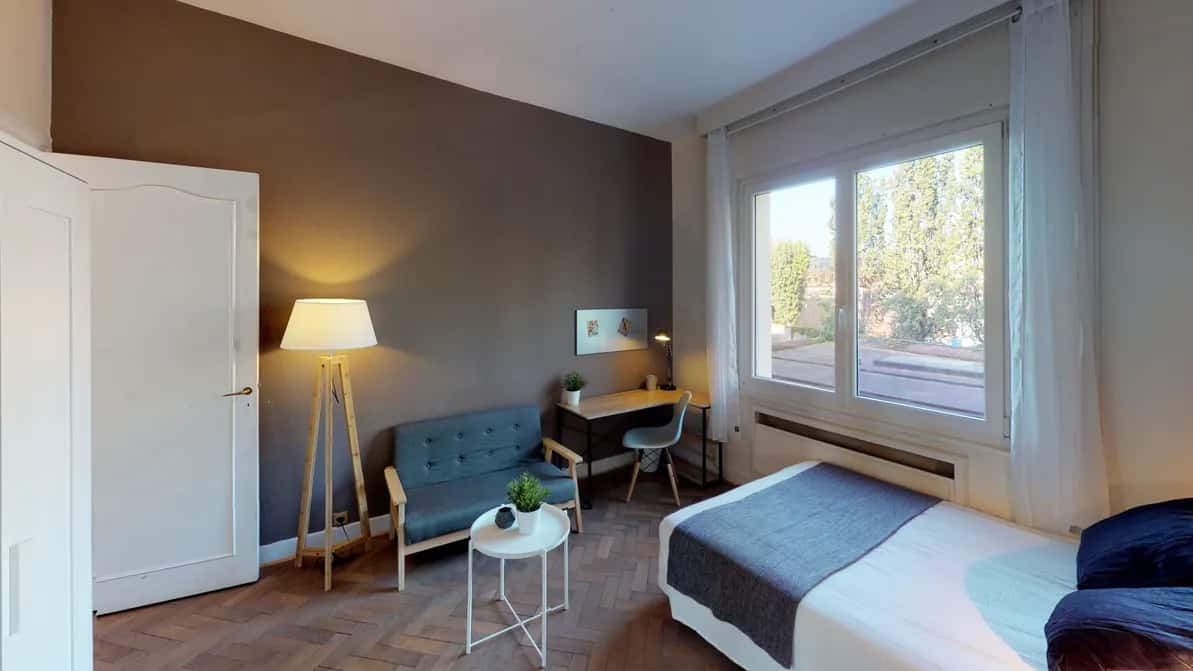 Zimmer in Place du Maréchal Leclerc, Lille für 137 m² mit 5 Schlafzimmer