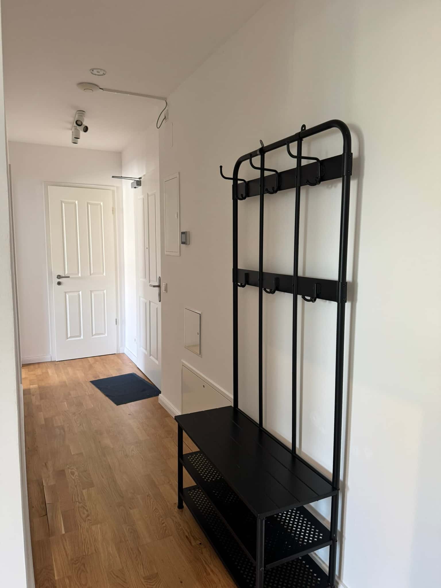 2 room apartment for rent in Berlin, perfect for professionals, couples, families, students, and erasmus.