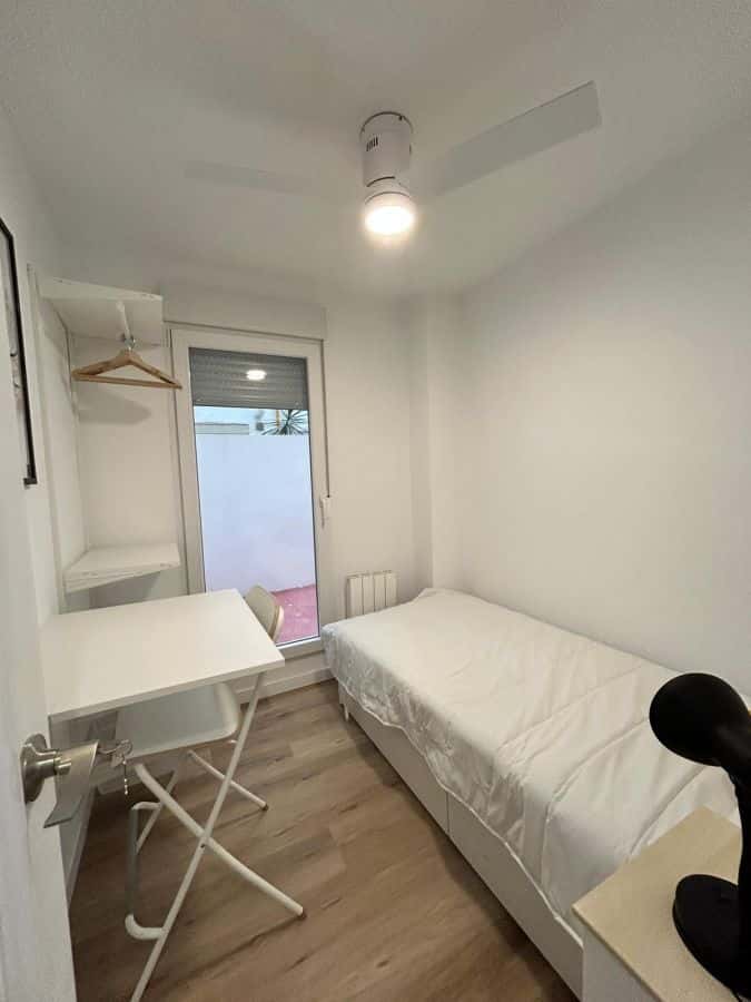 Habitación en piso de 5 habitaciones
