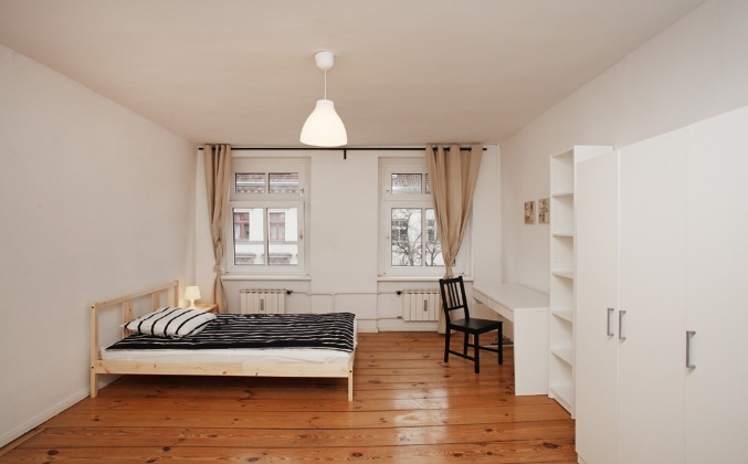 Listing photo thumbnail