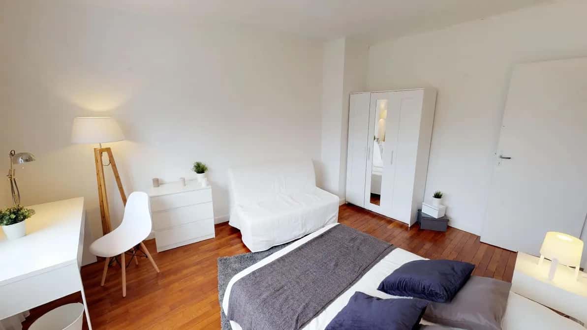 Zimmer in Rue de la Porte d'Ypres, Lille für 80 m² mit 4 Schlafzimmer