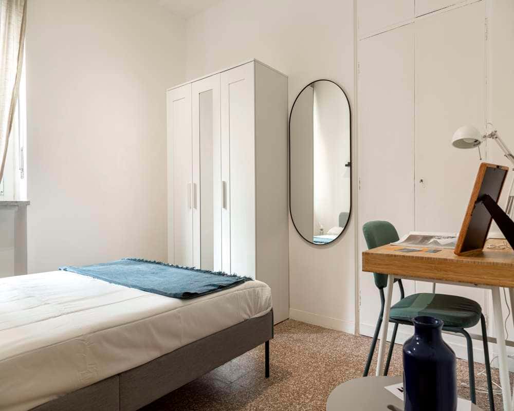 Stanza in Via Gaetano Previati