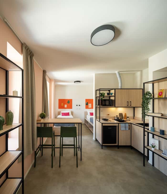 Listing photo thumbnail