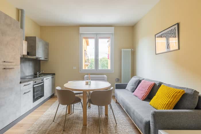 Listing photo thumbnail