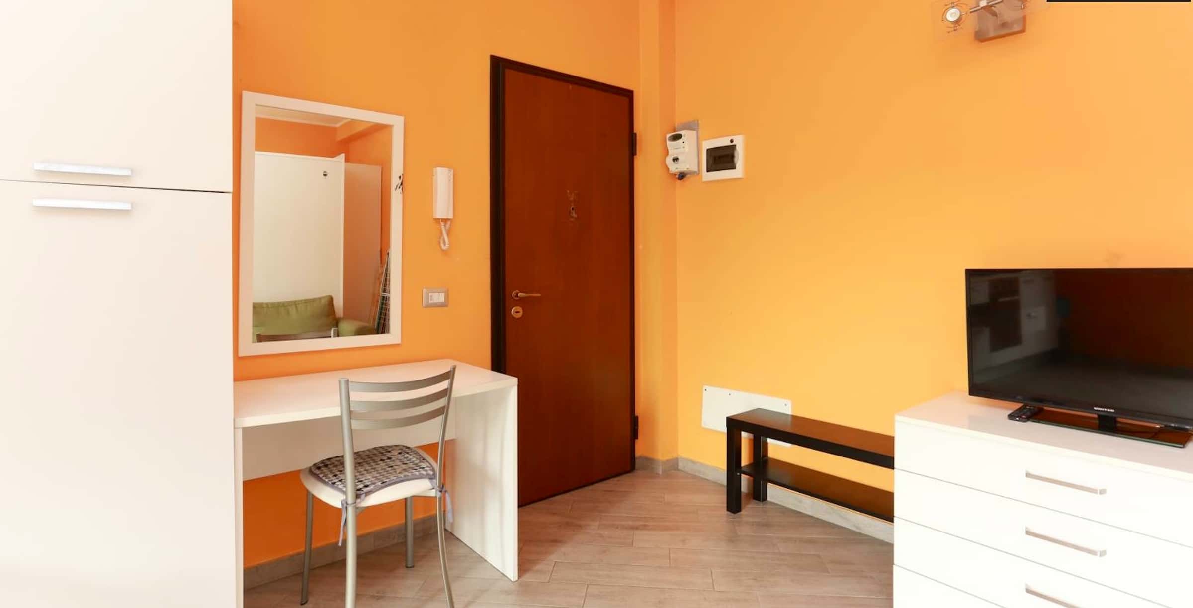 Apartment Milan — photo 9