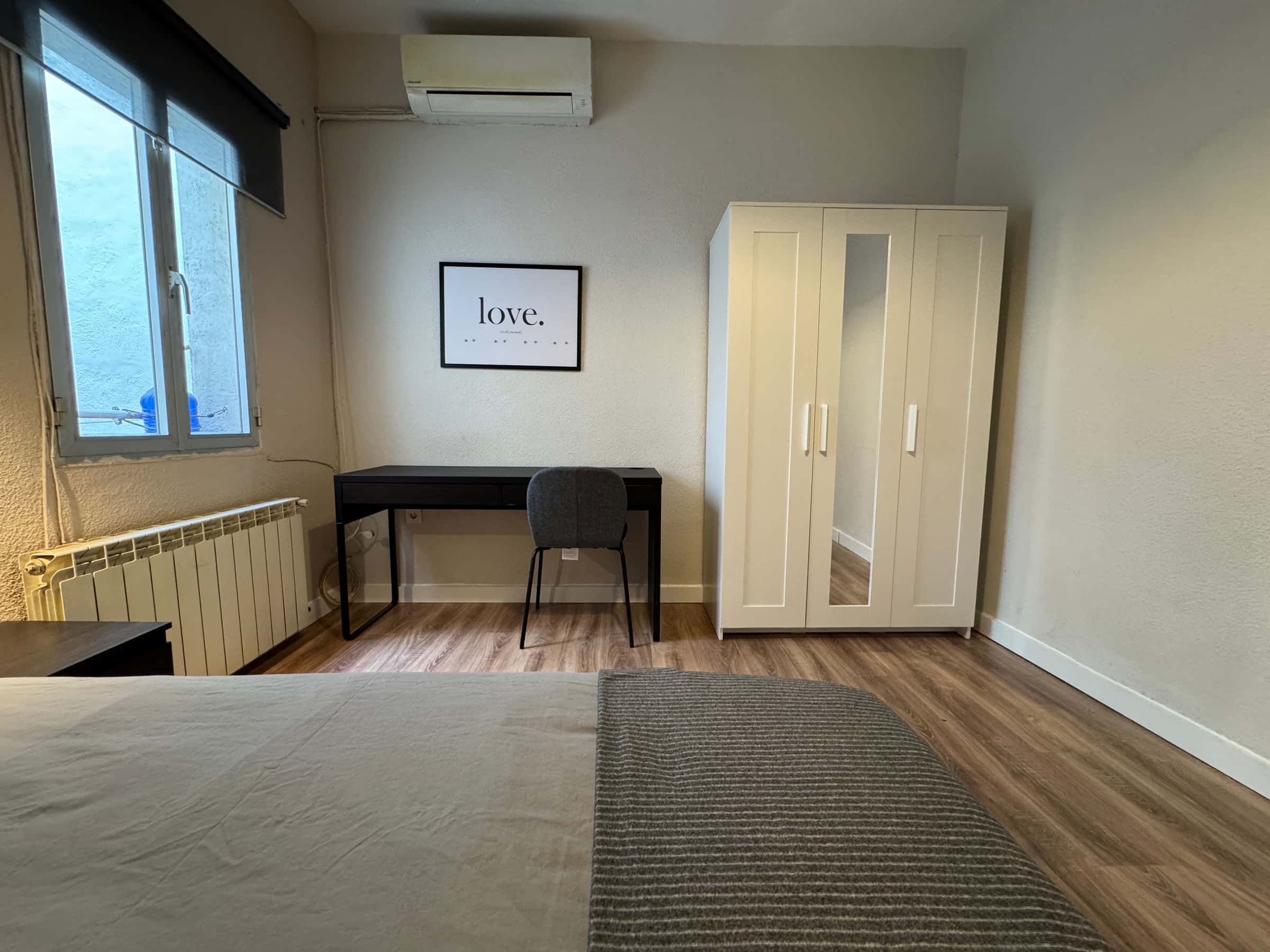 Chambre dans Calle de los Abades, Madrid pour 100 m² avec 5 chambres