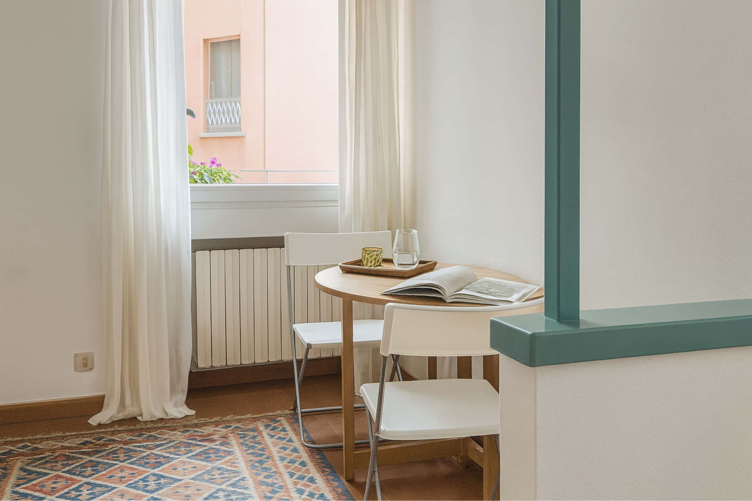 Bright Flat Near Sempione Park, Milan Center