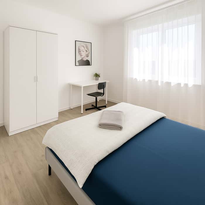 Listing photo thumbnail