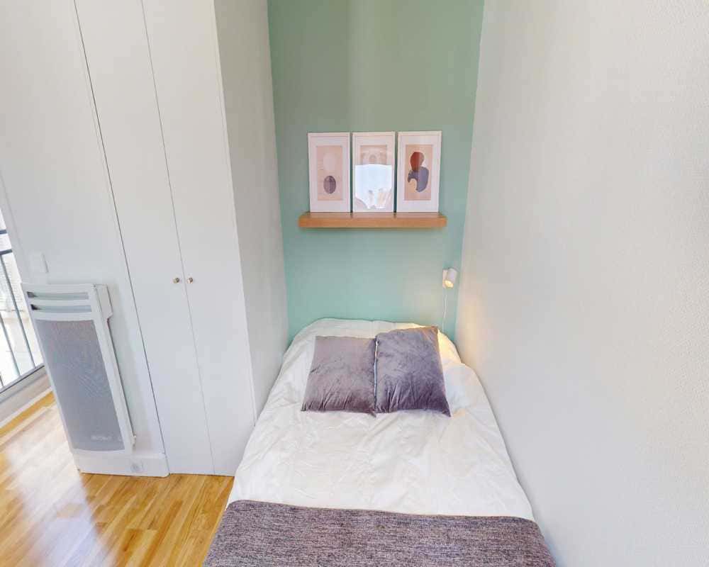 Chambre dans le rue de l'Eglise