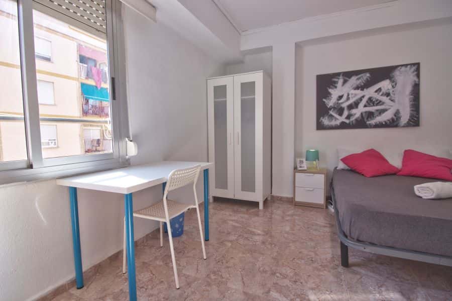 Habitación en piso de 3 habitaciones en Benimaclet