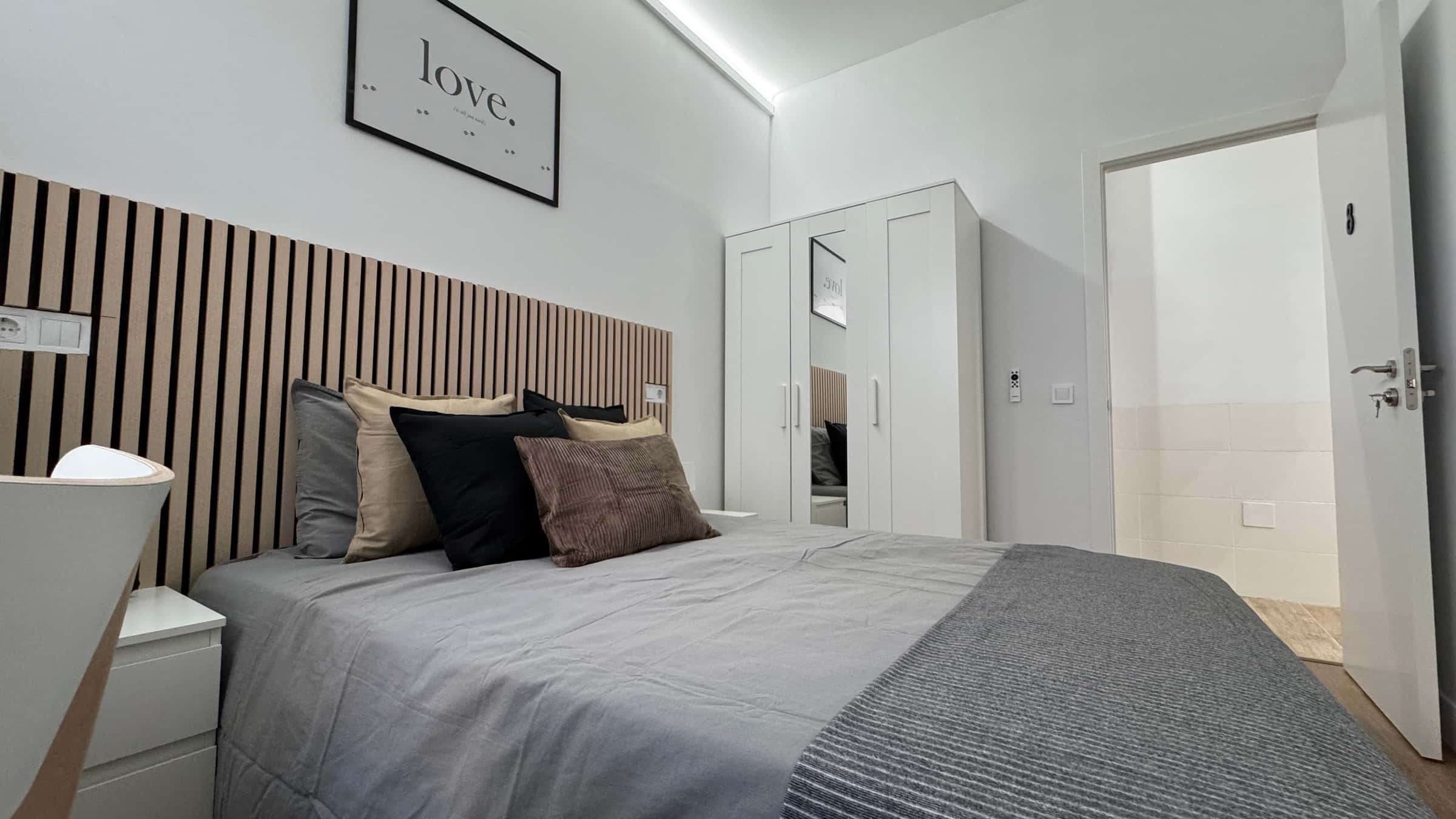 Chambre dans Calle de Concepción Jerónima, Madrid pour 180 m² avec 9 chambres