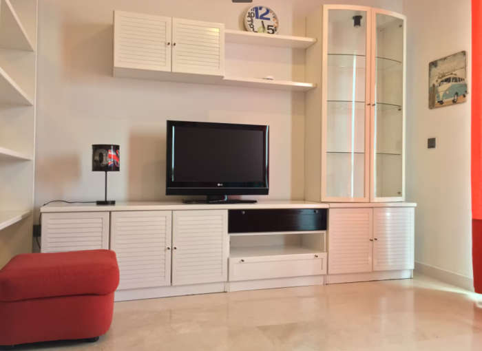 Listing photo thumbnail