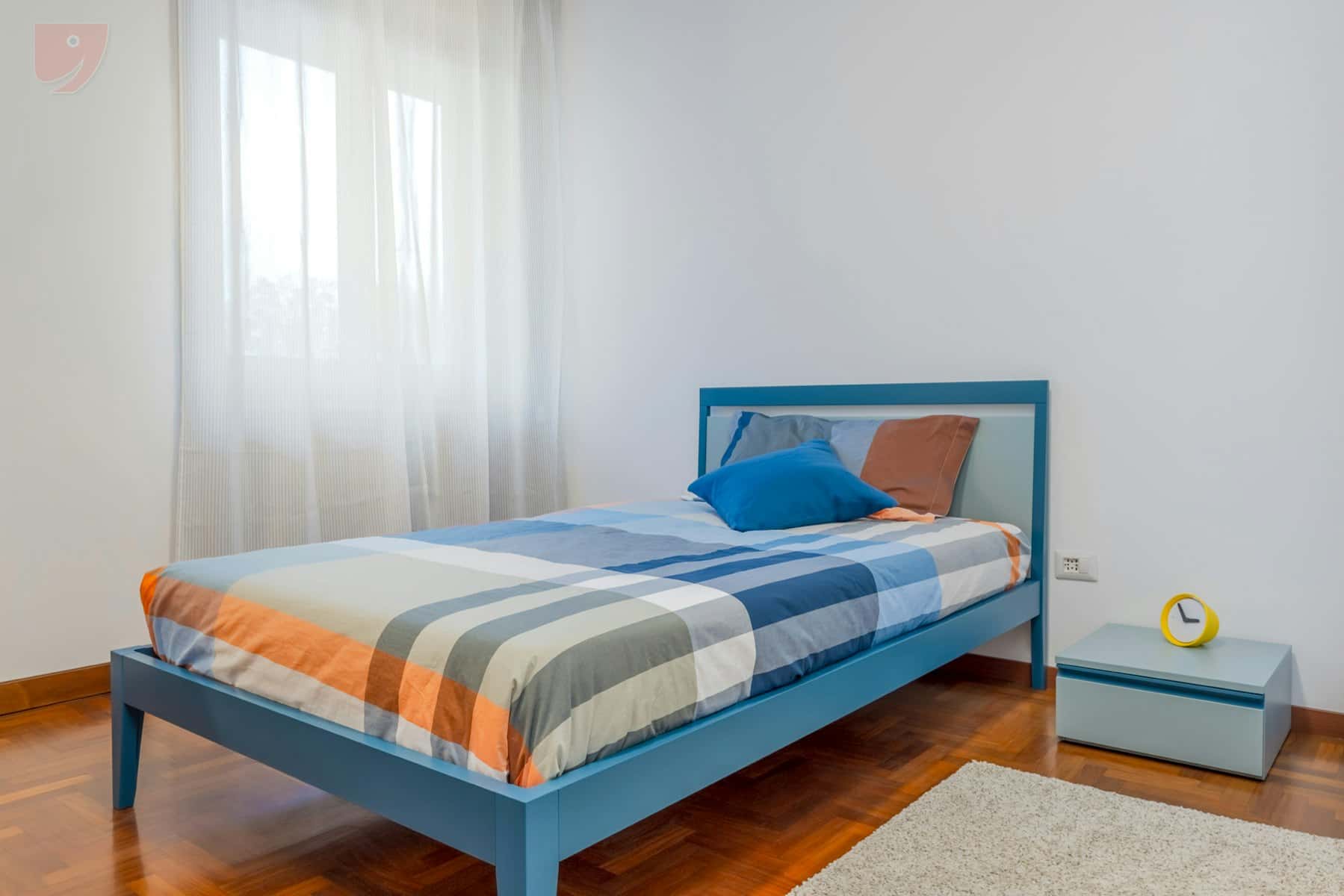 Room in Via Guido Guarini Matteucci, Milano for 116 m² with 5 bedrooms